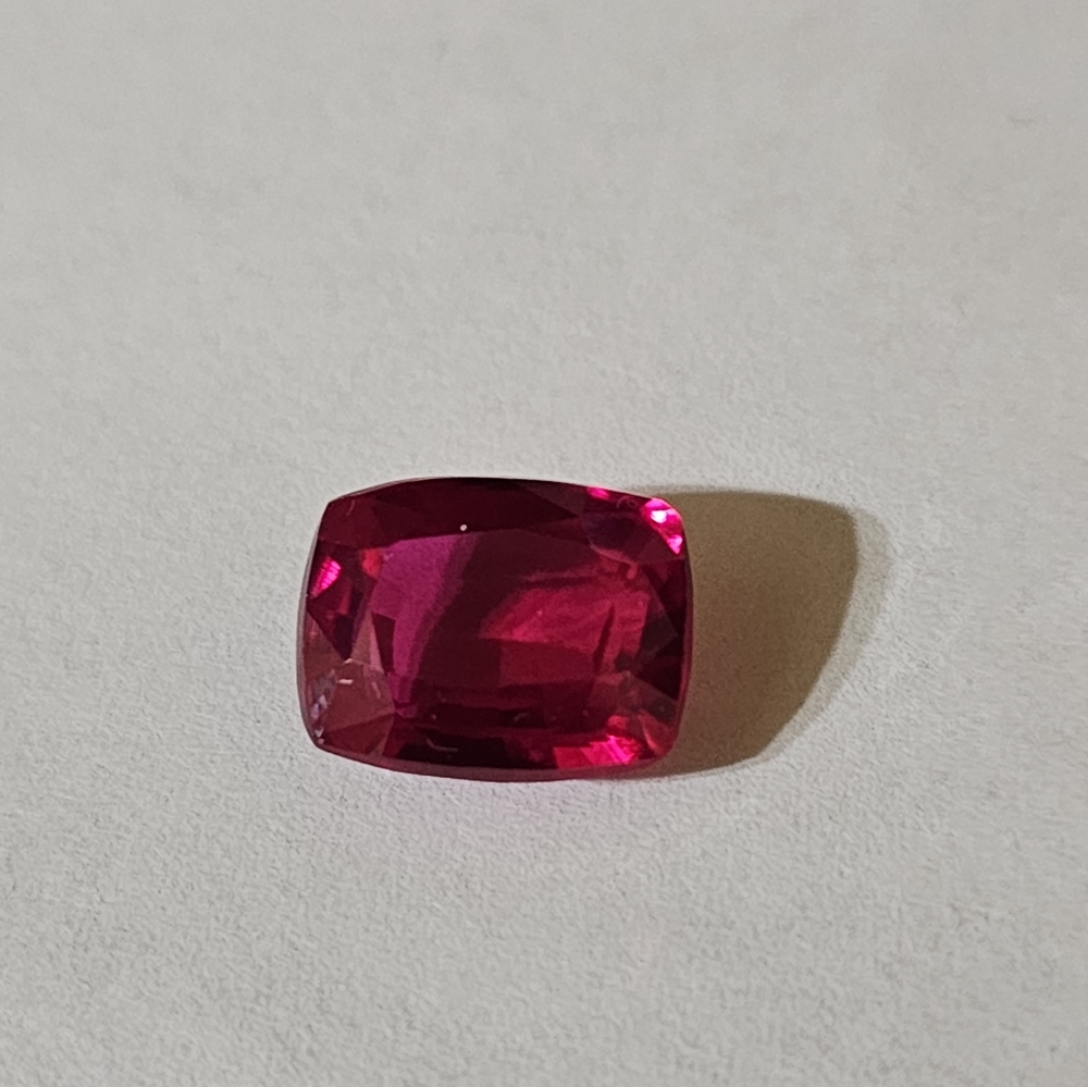 Certified Cushion Cut Ruby Gemstone 11.25 Carats! ❤️‍🔥❤️‍🔥❤️‍🔥